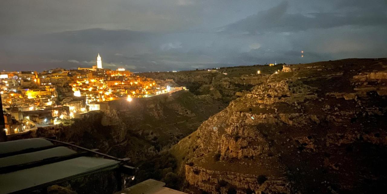Appartamento Casa Nostra con parcheggio incluso gratuito Matera Esterno foto